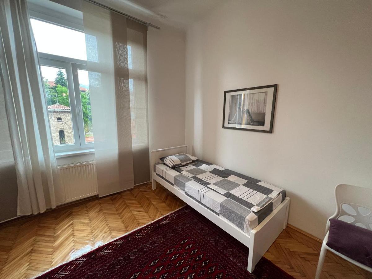 Apartman Happy Apartment Sarajevo Exterior photo